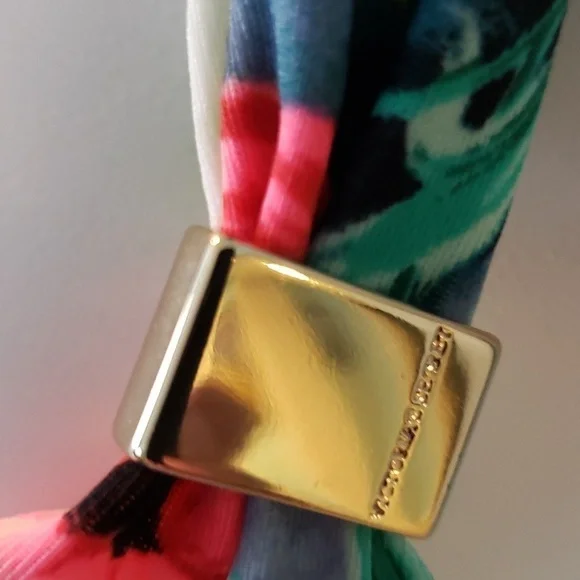 Victoria's Secret Floral Hawaiian Bikini Top - Picture 3 of 6